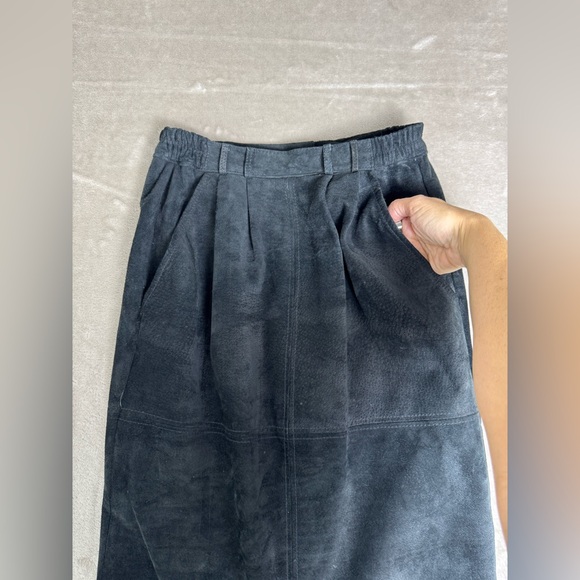 Vintage Black Leather Suede Pencil Skirt size 2/25 Chaus Straight Petite Women's - Picture 7 of 12